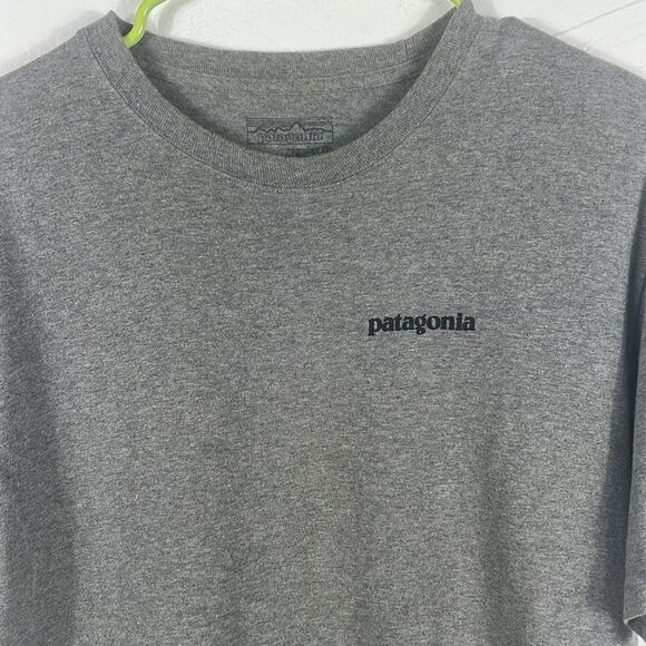 🔥🔥 Men’s PATAGONIA Streetwear Graphic T-Shirt - PERFECT - Size Small - Picture 5 of 6
